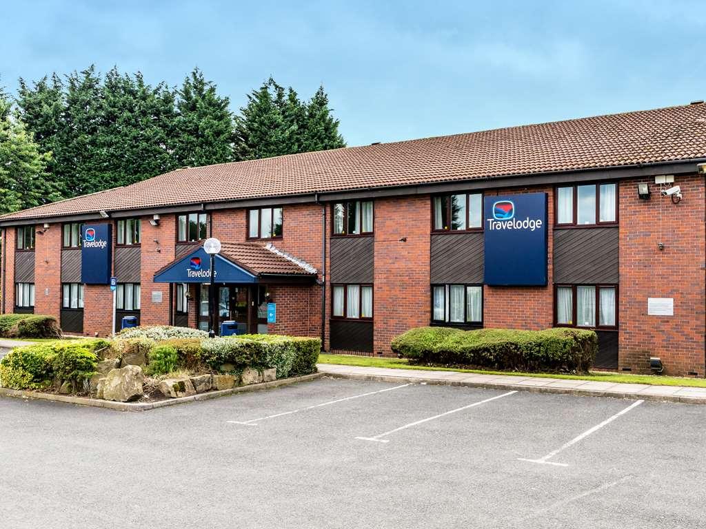 Travelodge Birmingham Oldbury Олдбери Экстерьер фото