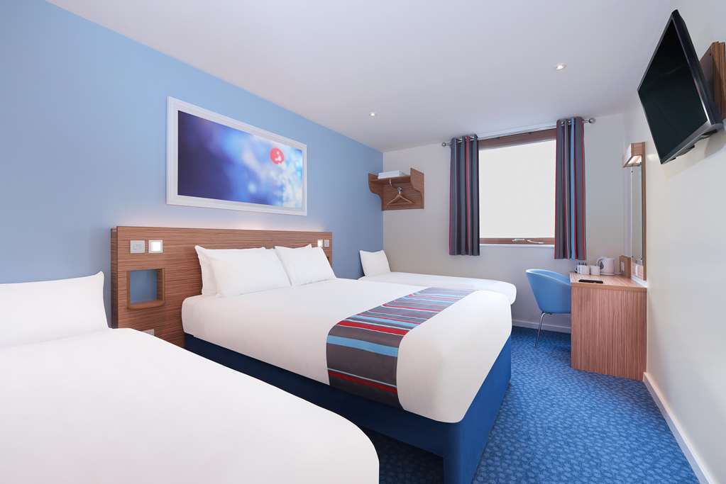 Travelodge Birmingham Oldbury Олдбери Удобства фото