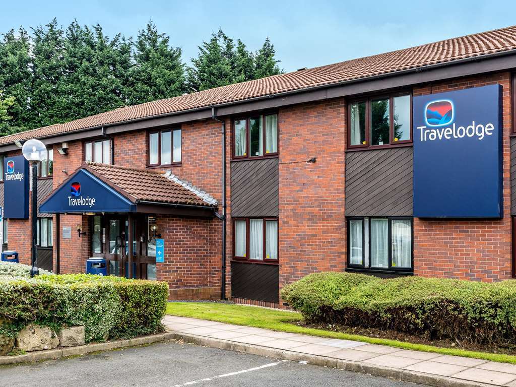 Travelodge Birmingham Oldbury Олдбери Экстерьер фото